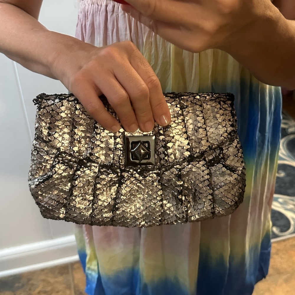 Vintage Jessica McClintock Silver Snakeskin Pattern Evening Clutch Shoulder Bag